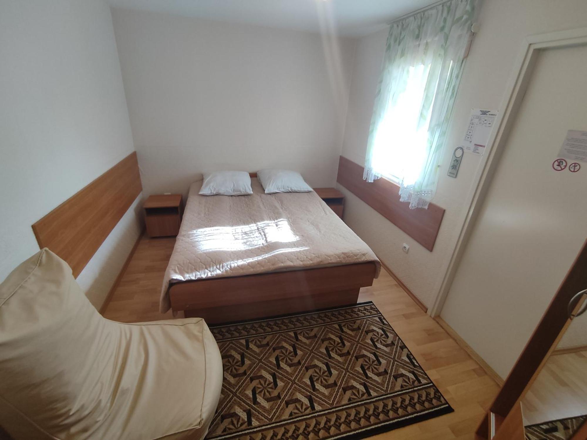 Hotel Veagles Нарва-Йыэсуу Экстерьер фото